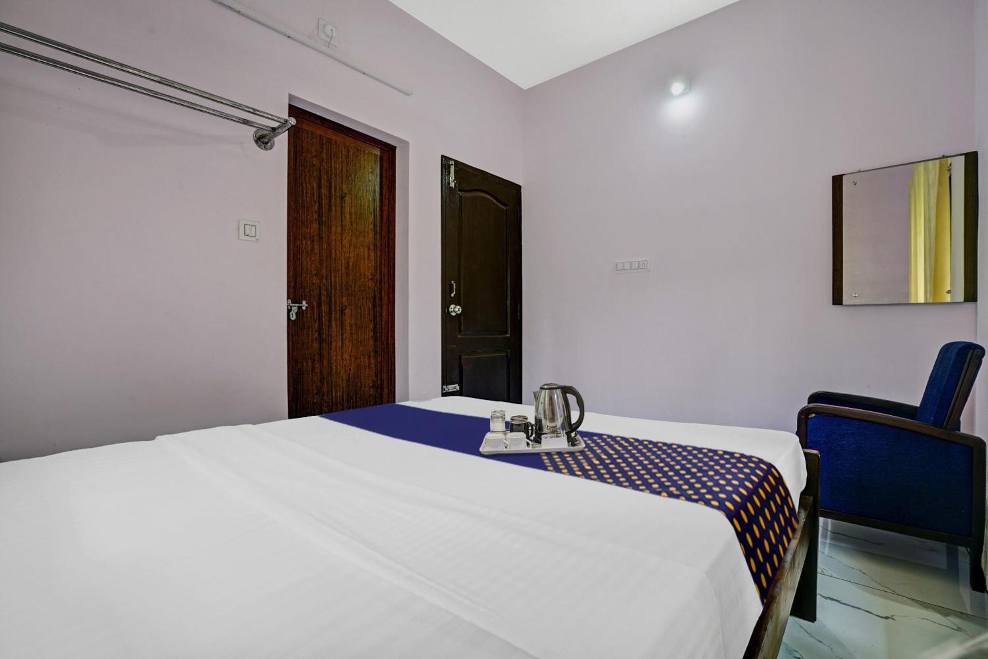 Spot On Shalom Palace Residency Neriyamangalam 외부 사진