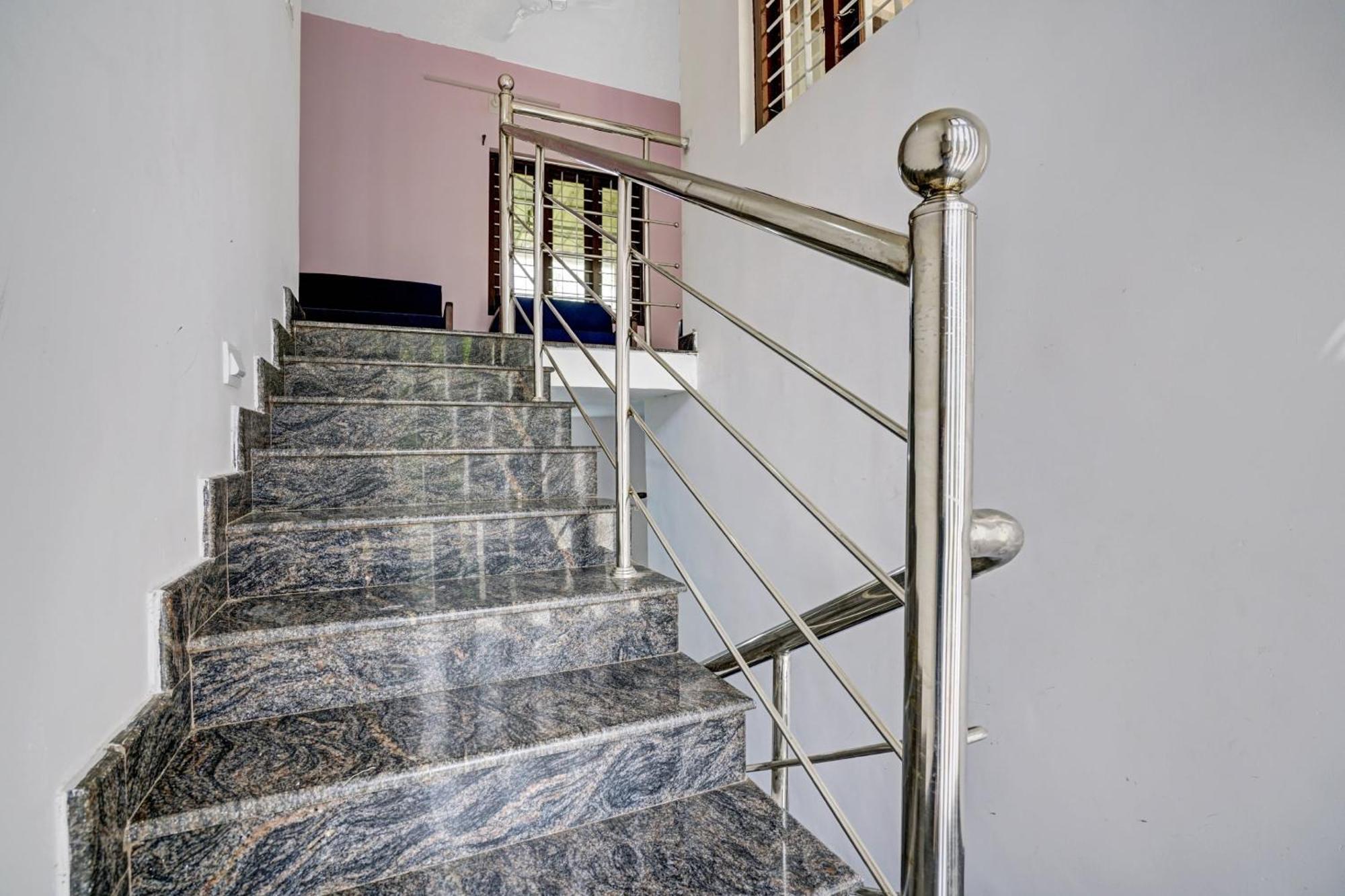Spot On Shalom Palace Residency Neriyamangalam 외부 사진